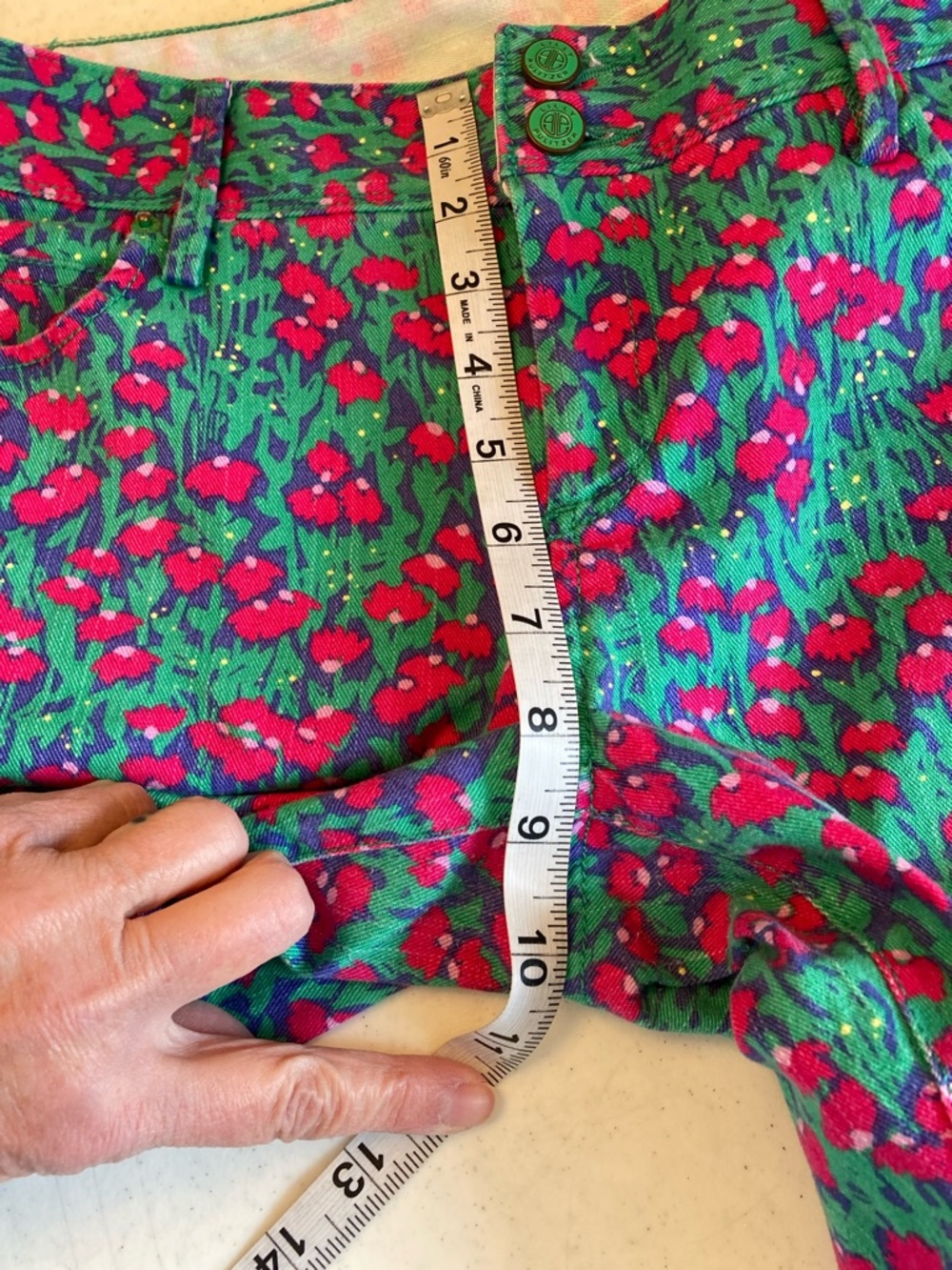 Lilly Pulitzer Green Skinny Jeans with Pink Floral Print - Picture 14 of 15